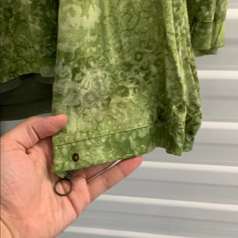Green Women's Sweater Set - Picture 9 of 10